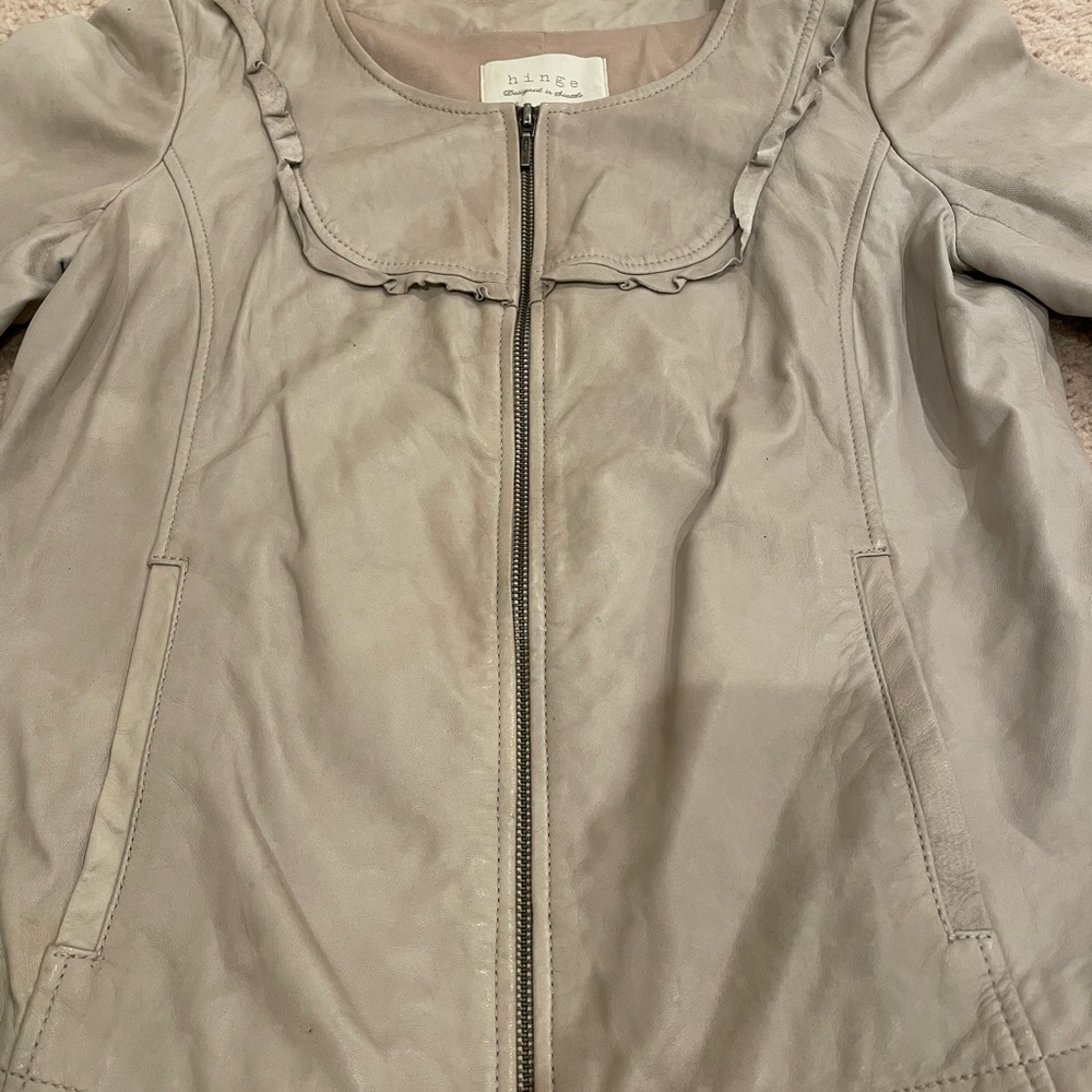 Hinge Beige Soft Leather Fall Jacket, Size Medium… - image 8
